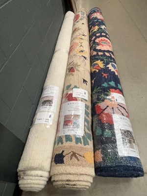 Lot 5032 - Dunelm floral rug 300x400cm
