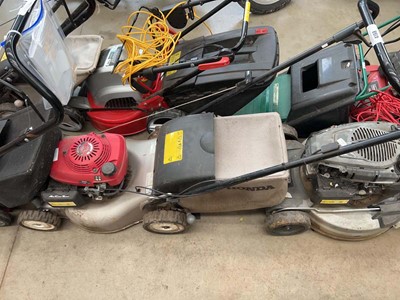 Lot 4198 - Honda IZI petrol powered rotary lawn mower...