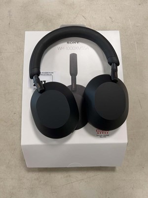 Lot 2147 - Boxed pair of Sony WH1000XM5SA headphones