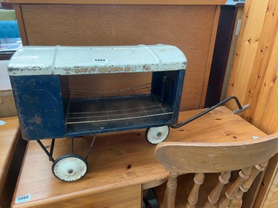 Lot 5085 - Triang pull along child's enamel cart