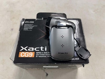Lot 2164 - Boxed Sanyo Xacti CG9 digital movie camera
