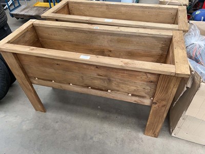 Lot 4223 - Large rectangular wooden planter on stand
