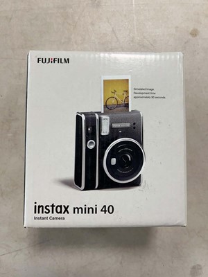Lot 2172 - Boxed Fujifilm Instax Mini 40 camera