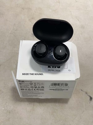 Lot 2173 - Boxed pair of Bose Quiet Comfort earbuds