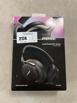 Lot 2174 - Boxed pair of Bose Quiet Comfort Ultra Headphones