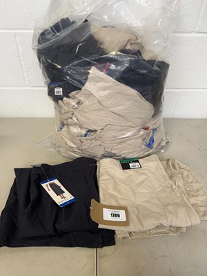 Lot 1789 - Approx. 30 ladies Matty M midi skirts