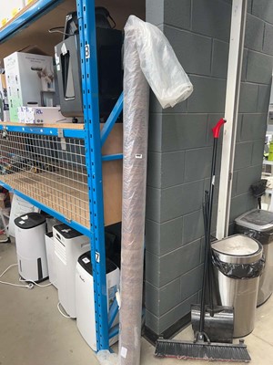 Lot 4442 - Part roll of vinyl flooring
