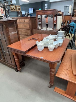 Lot 5185 - Victorian/Edwardian mahogany extending dining...