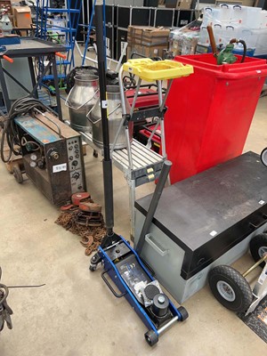Lot 4455 - Trolley jack
