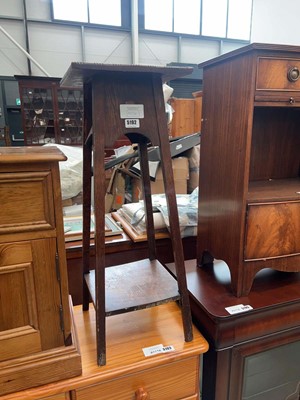 Lot 5192 - Oak finish plant stand