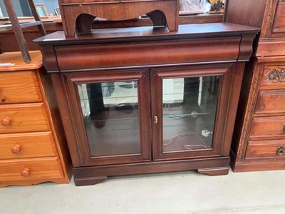Lot 5195 - Contemporary mahogany side cabinet with drawer...