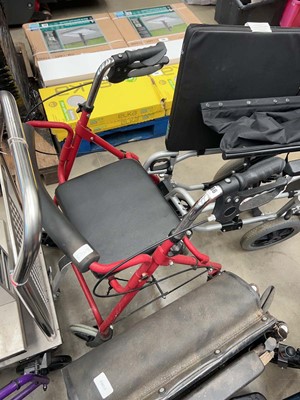 Lot 4466 - Wheeled zimmer frame