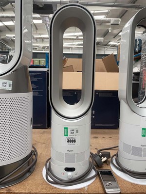 Lot 3006 - Unboxed Dyson Hot and Cool AM09 tower fan with...