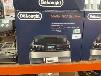 Lot 3032 - Delonghi Evo Next automatic coffee machine
