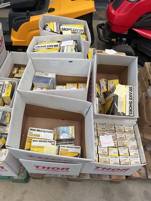 Lot 4486 - Pallet of assorted vintage disc brakes and pads