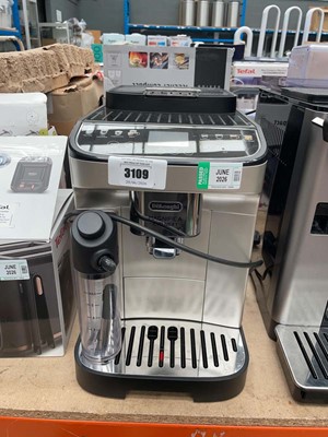 Lot 3109 - Unboxed Delonghi Magnifica Evo Next coffee...