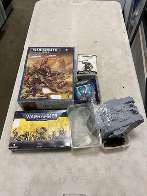 Lot 2264 - Selection of Warhammer figures, sets etc