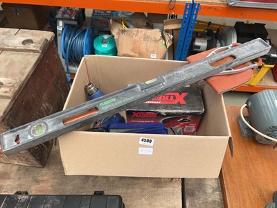 Lot 4500 - Box containing assorted tools to include...