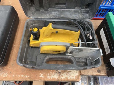 Lot 4507 - McKeller 240v planer