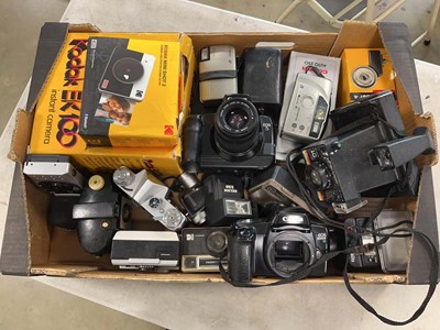 Lot 2300 - Box of cameras and accessories