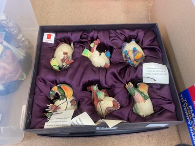 Lot 5365 - Box of decorative dragon eggs