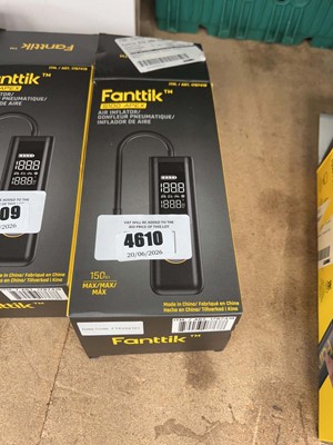 Lot 4610 - Fanttik air inflator