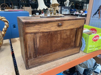 Lot 5370 - Oak carpenters tool box
