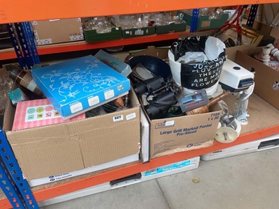 Lot 5377 - 2 boxes containing Lladro figure, Kenwood...