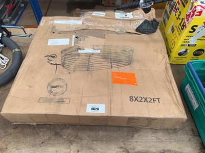 Lot 4628 - Boxed planter