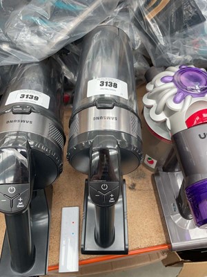 Lot 3138 - Samsung Jet 75E cordless vacuum with battery,...