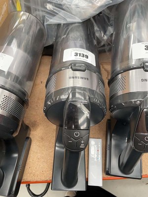 Lot 3139 - Samsung Jet 75E cordless vacuum with battery,...