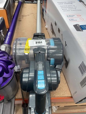 Lot 3151 - Vax Blade 4 classic vacuum cleaner with pole,...