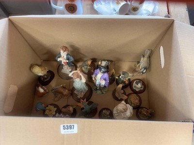 Lot 5397 - Box of ceramic figures modelled as people,...