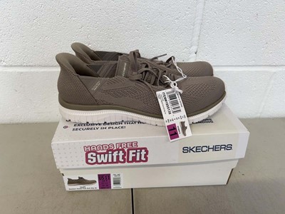 Lot 1834 - Boxed pair of Skechers hands free swift fit...
