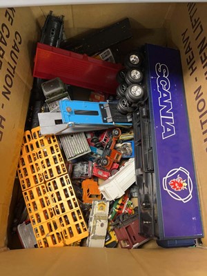 Lot 2310 - Box of diecast model vehicles