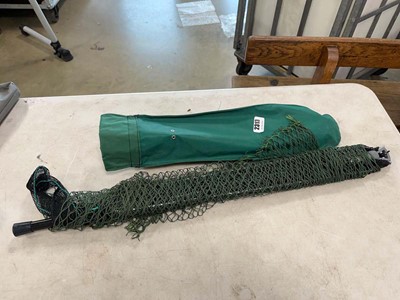 Lot 2313 - Landing net with carry case