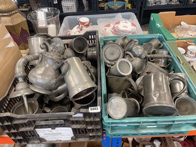 Lot 5443 - 2 trays containing a large qty of antique,...