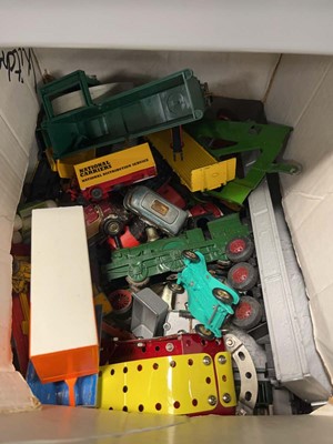 Lot 2329 - Box of diecast model vehicles