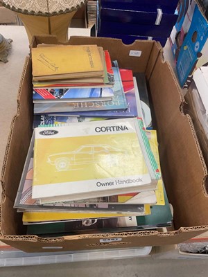 Lot 5461 - Box of motoring and mechanical related books