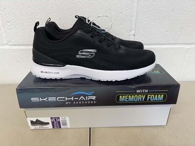 Lot 1853 - Boxed pair of Skechers skech-air 'dynamight'...