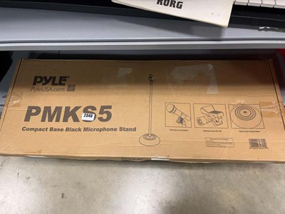 Lot 2340 - Pyle microphone stand