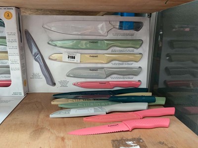 Lot 3198 - 12 Cuisinart ceramic non stick kitchen knives