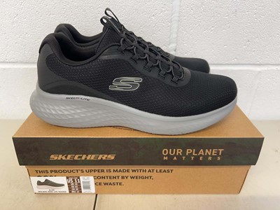 Lot 1861 - Boxed pair of Skechers skech-lite air-cooled...