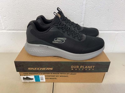 Lot 1863 - Boxed pair of Skechers skech-lite air-cooled...