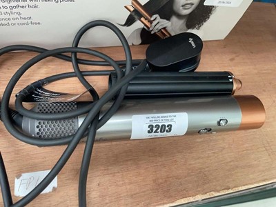 Lot 3203 - Dyson Air Wrap with 1 attachment