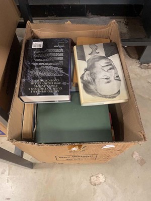 Lot 5513 - Box of books including 1 Folio Society book