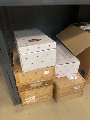 Lot 5526 - 5 boxed collectable dolls by Ashton Drake...
