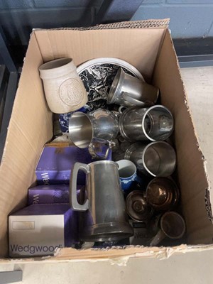 Lot 5532 - Box containing Wedgwood, tankard, ginger jar,...