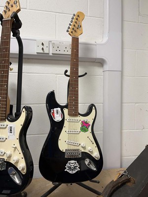 Lot 2381 - Gear4Music six string electric guitar