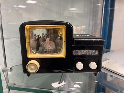 Lot 2393 - Musical box